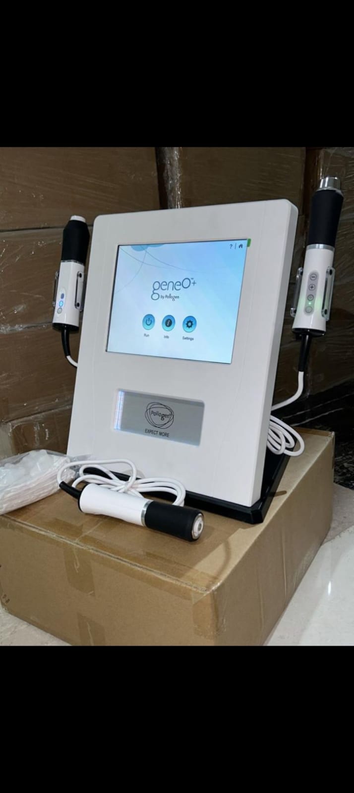 Oxygeno oxygen facial machine